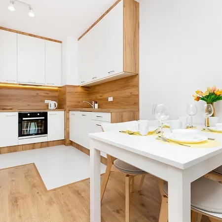 Przymorze Krynicka By Renters Gdaňsk